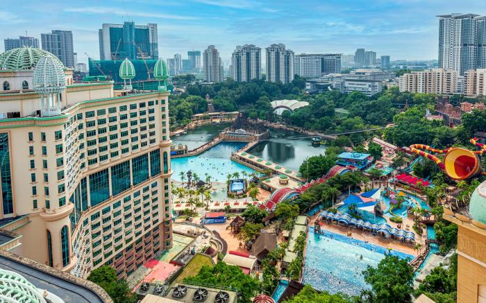 Lagoon View 6pax Homestay @Sunway Resort Suites