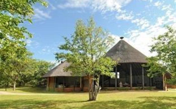 Mopane Bush Lodge