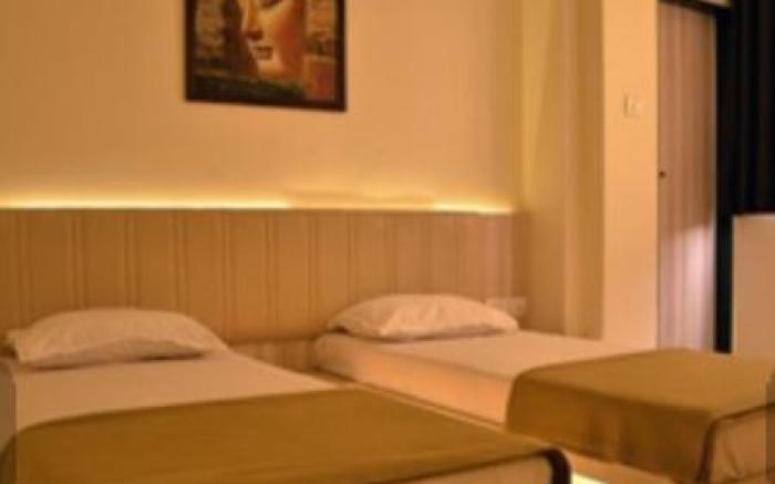 Hotel Alka Residency