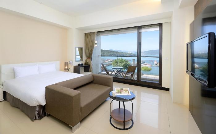 Hu Yue Lakeview Hotel