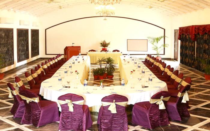 Hotel Hillock