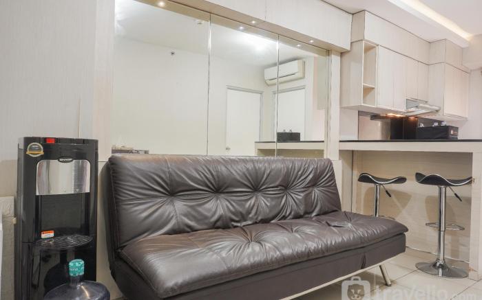 Comfort and Simply 2BR Green Bay Pluit By Travelio