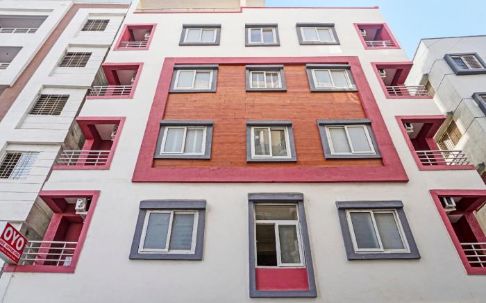 Hotel O Sapphire Homes Stay