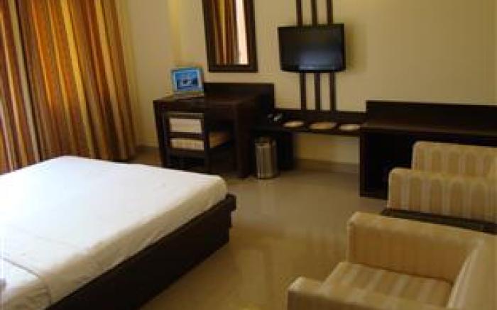Hotel Maiden Residency