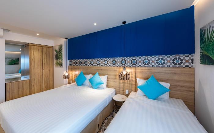 Bella Merry Hotel