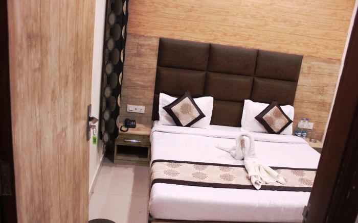 Shree Krishna Hotels