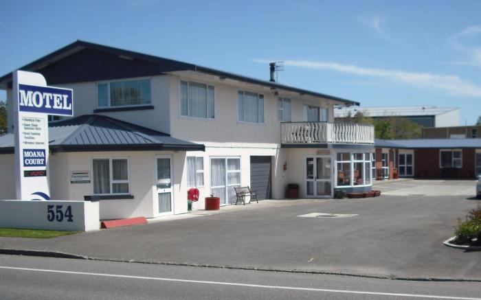 554 Moana Court Motel
