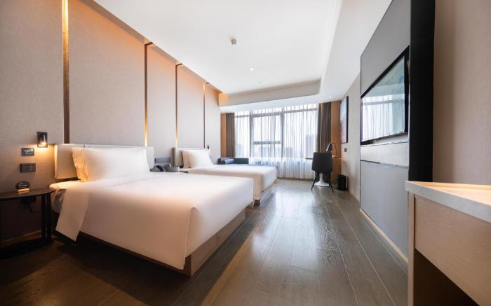 Atour Hotel Guangzhou Liwan Jiaokou Metro Station