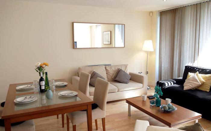 London Bridge Apartments