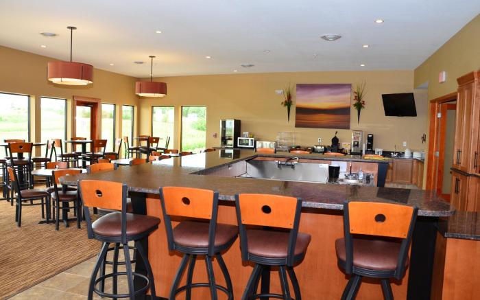 Cobblestone Inn & Suites - Newton