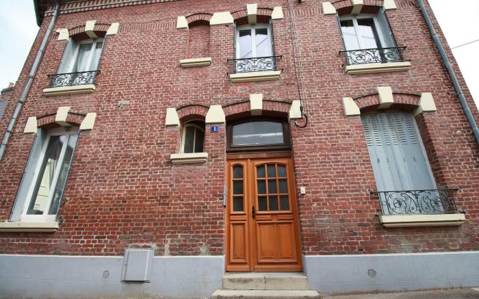 Lathena - Charming and spacious apartment