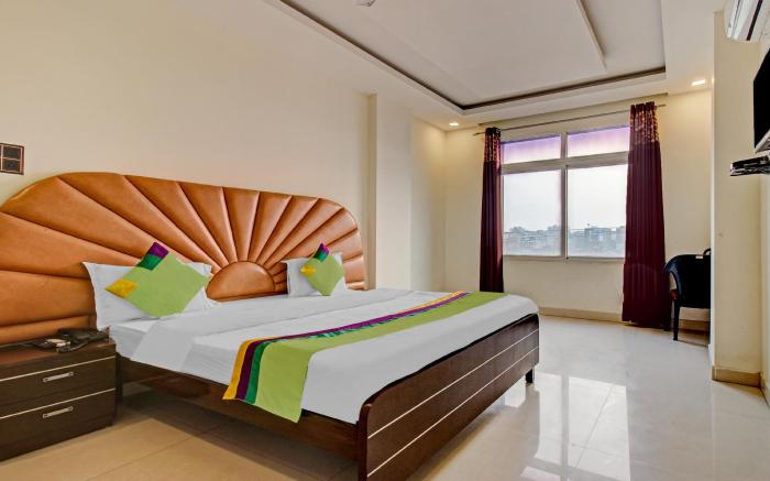 Treebo Silver Grand