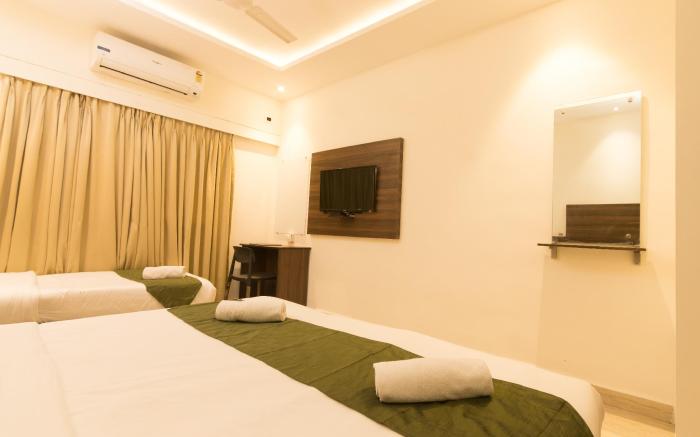 HOTEL GOLDEN TULIPZ ( MAROL)