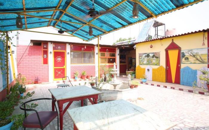 Govind Hotel