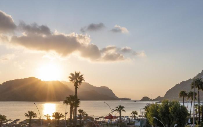 Fortuna Beach Hotel