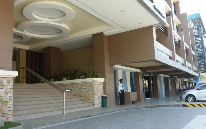 Circle Inn - Iloilo City Center