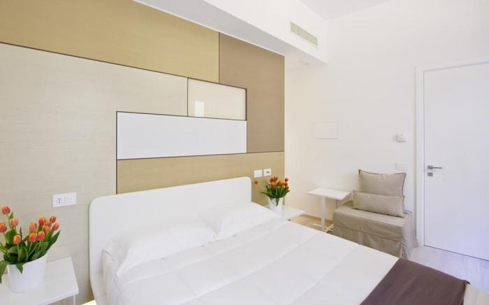 Santacroce Luxury Rooms
