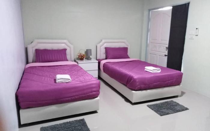 House Love  Tel. 093-1366105/ 097-9988822