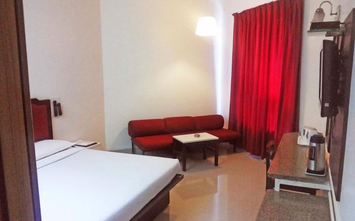 Hotel Ashish Plaza