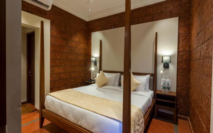 Hotel R R Heritage