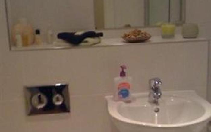 Apple House Guesthouse Heathrow Airport