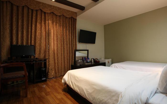 Monaco Hotel Jeju