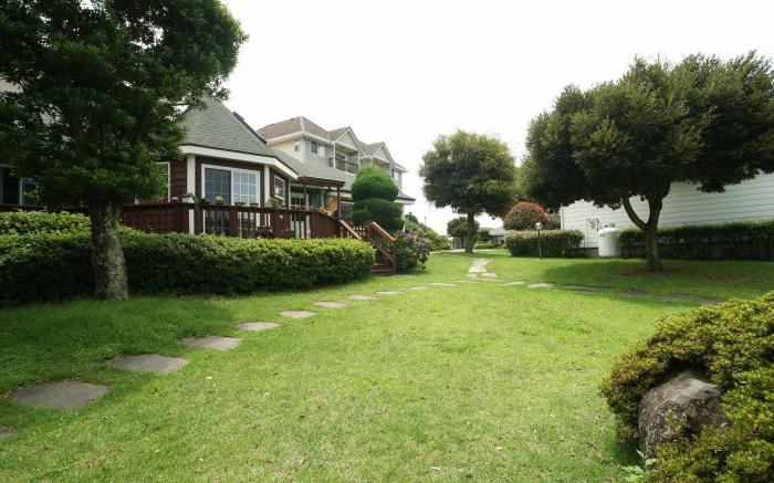 Aewol ParkHill Village