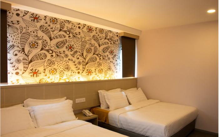 THE CROWN HOTEL @ KLIA 