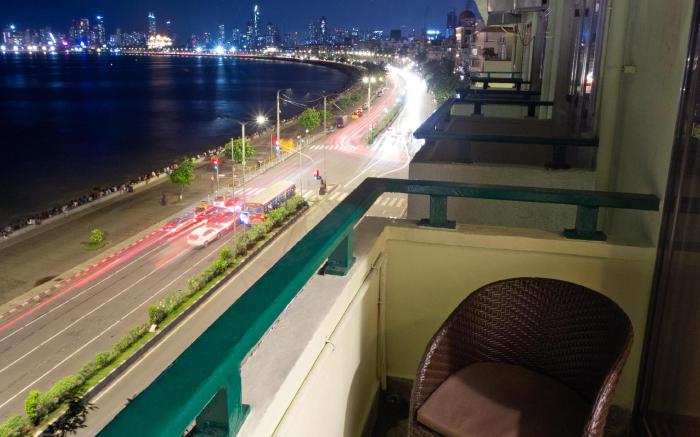 Sea Green South Hotel