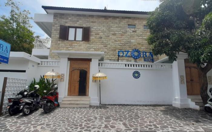 Ozora Tiying Tutul Hostel