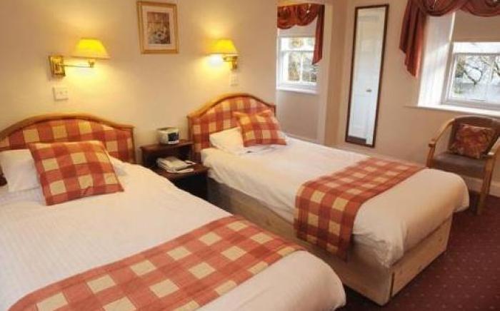 Selkirk Arms Hotel