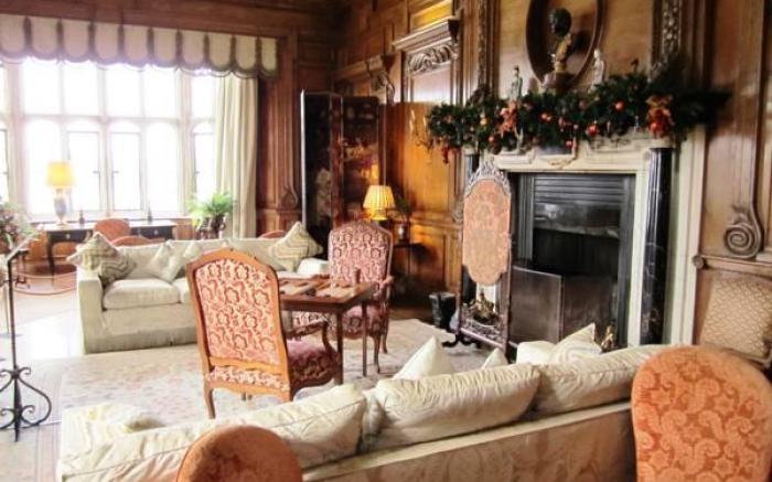 Leeds Castle Stable Courtyard Bed and Breakfast