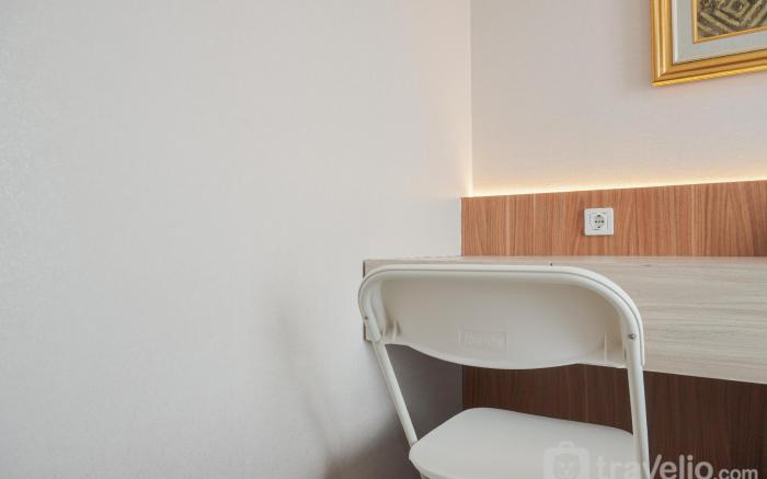 Minimalist Studio Woodland Park Apt By Travelio