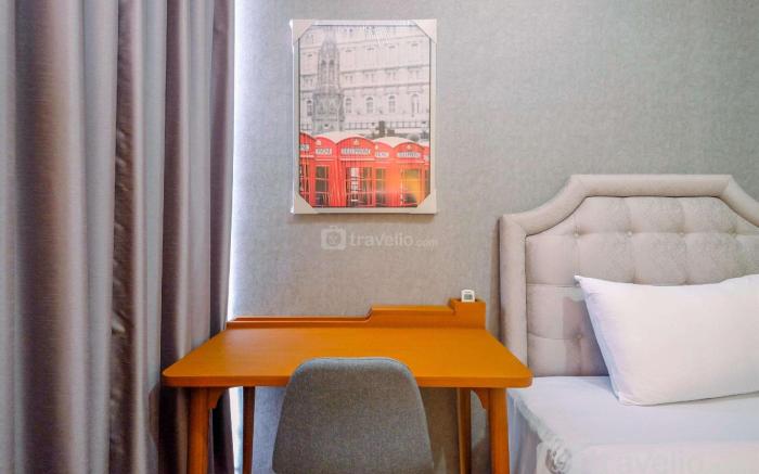 Comfy and Cozy 2BR at Menteng Park By Travelio