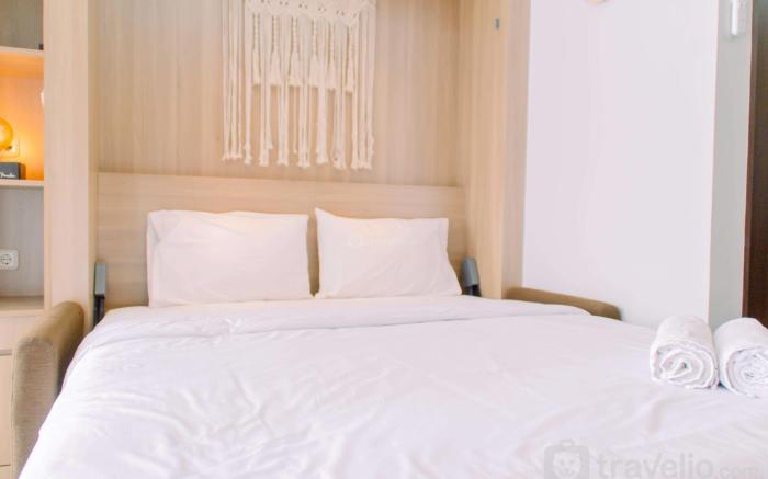 Nice Fancy Studio at Transpark Bintaro By Travelio
