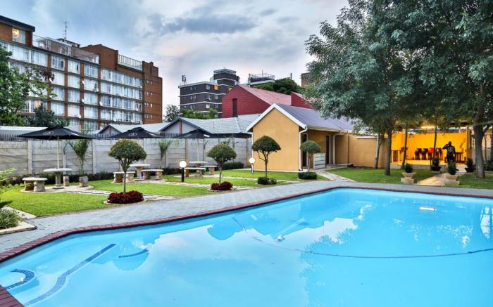 Luxurious Double Bed room with private bathroom