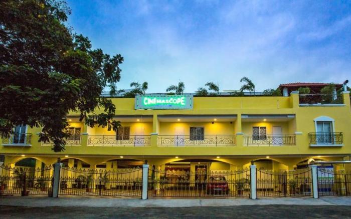 Cinemascope An Apart Hotel