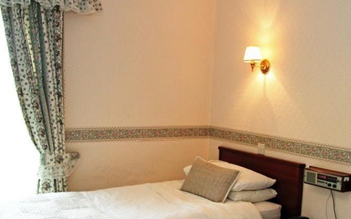 Tankerville Arms Hotel