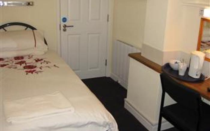 Austins Guesthouse - Cardiff