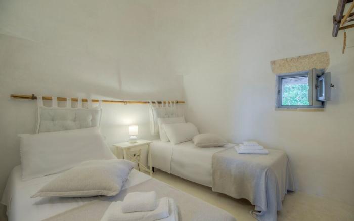 Trulli Capo di Lupo by Typney