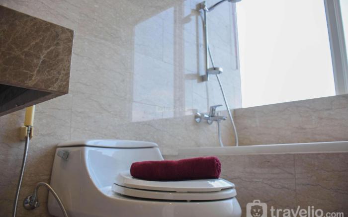 Nice and Spacious 3BR at Menteng Park By Travelio
