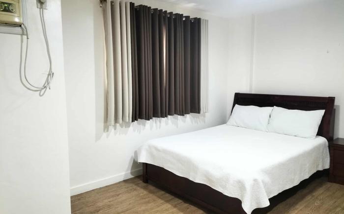 Four (4) bedroom condo unit with common pool