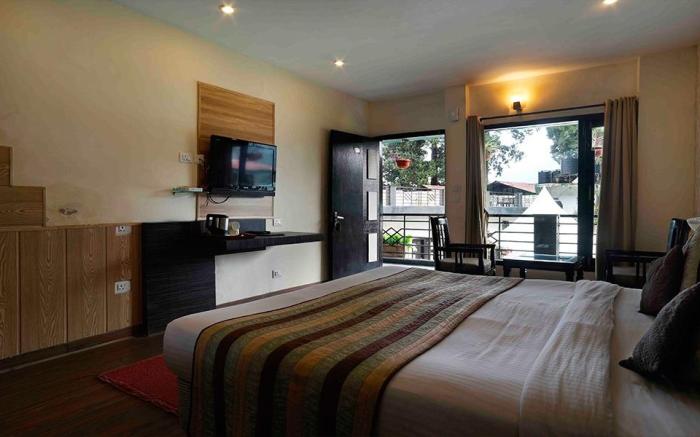 Lemonwood Riverside Premium Resort