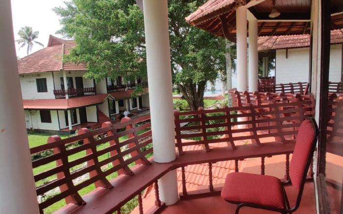 Goldfield Club & Lake Resort- Kumarakom