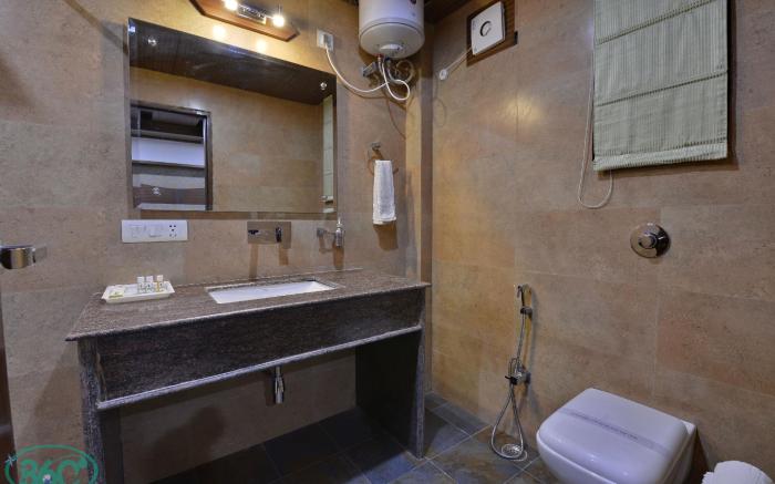 Hotel Rock Castle By DLS Hotels