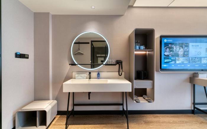 Hanting Hotel Quzhou Jiangshan North Luxi Road