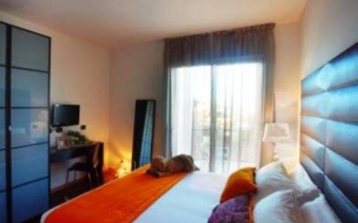 D-Place Hotel & Suite