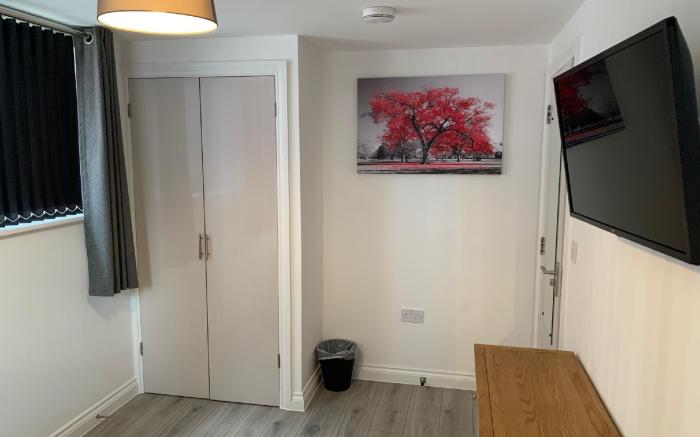 3 bed bungalow Waterloo by Pureserviced