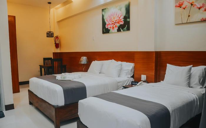 Villa MJ Maristela Beach Resort