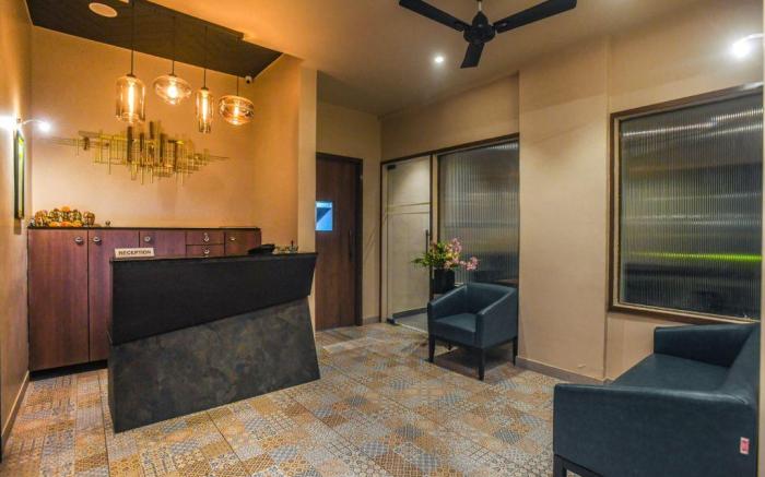 Hotel Ruchira Moonline Resto